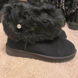 Brand new furry Uggs size 8